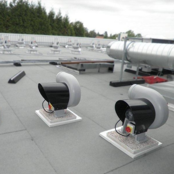 ventilateurs en toiture eee5b35fedcaef817068ac17c1bd1993